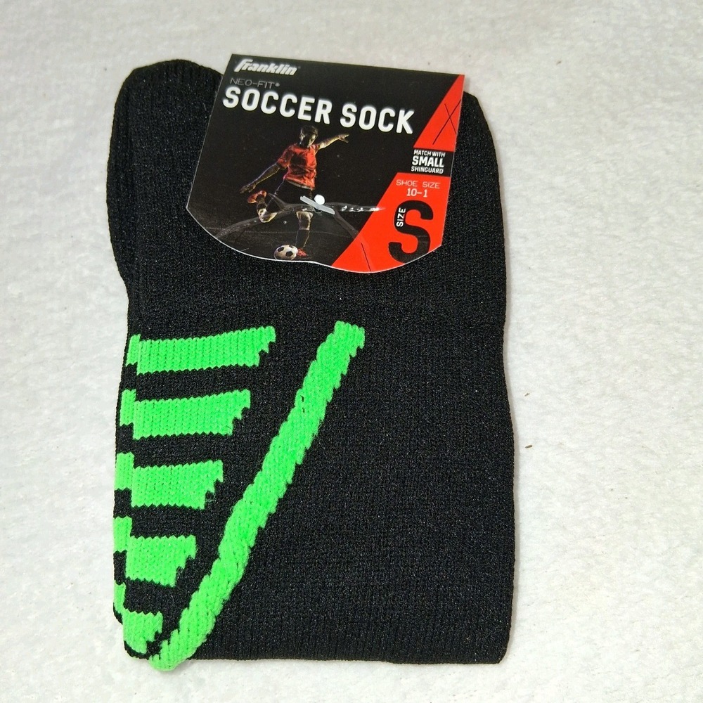 NWT Franklin Neo-Fit‎ Kids Soccer Socks  Small (Shoe SZ 10-1) Neon Green
